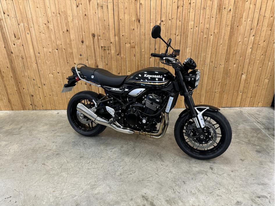 KAWASAKI Z 900 RS