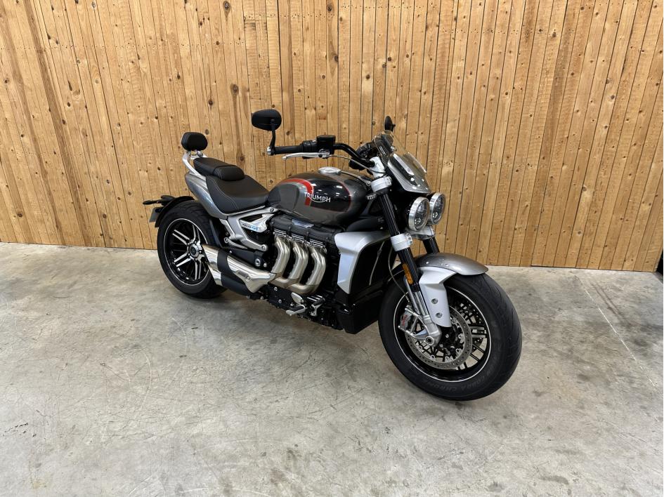TRIUMPH ROCKET 3 GT