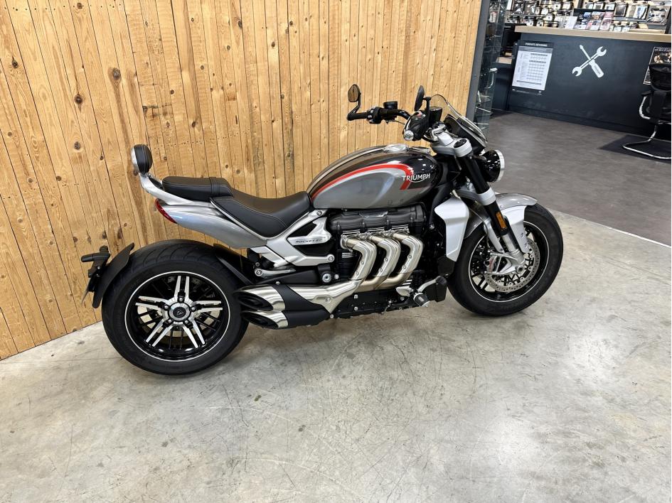 TRIUMPH ROCKET 3 GT