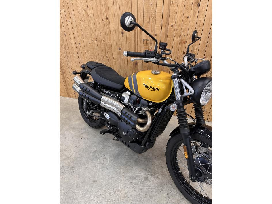 TRIUMPH SCRAMBLER 900