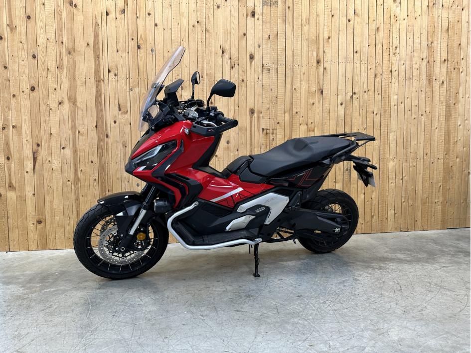 HONDA X-ADV 750