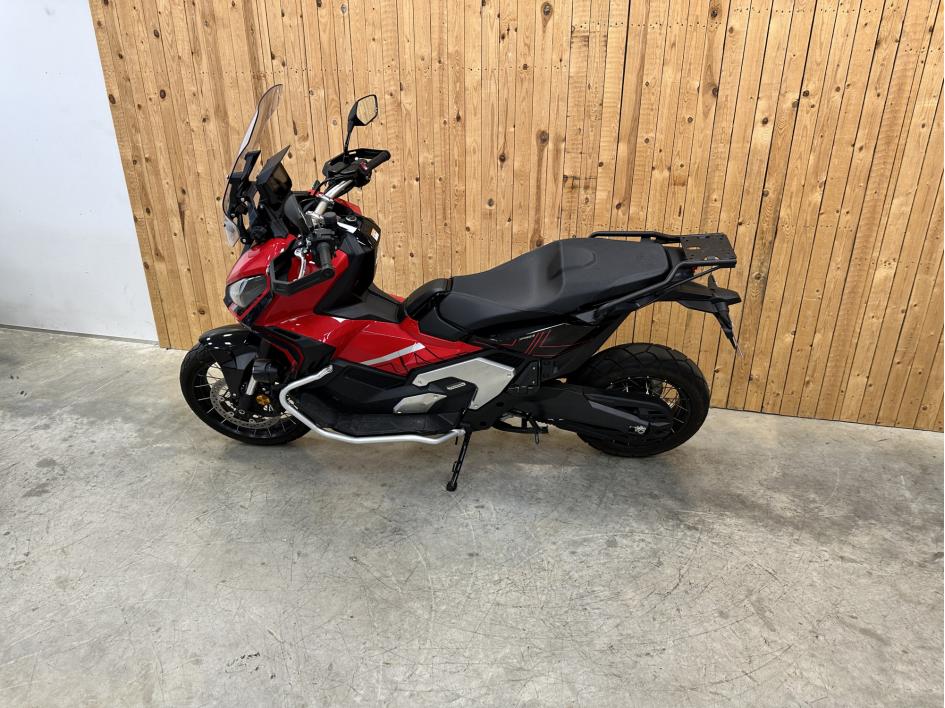 HONDA X-ADV 750