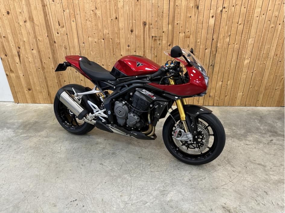 TRIUMPH SPEED TRIPLE 1200 RR