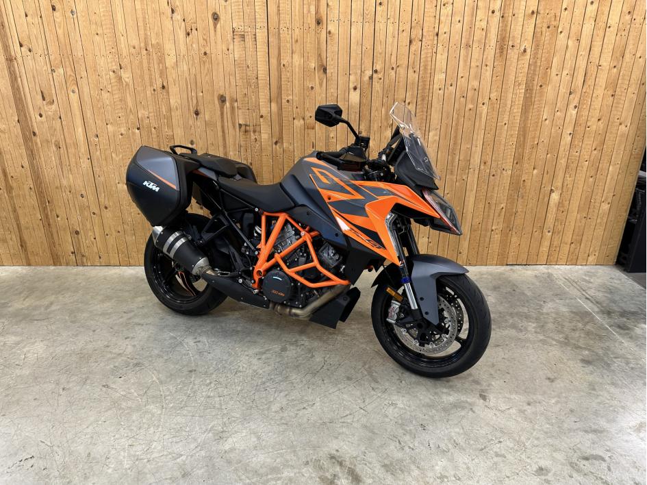 KTM 1290 SUPERDUKE GT