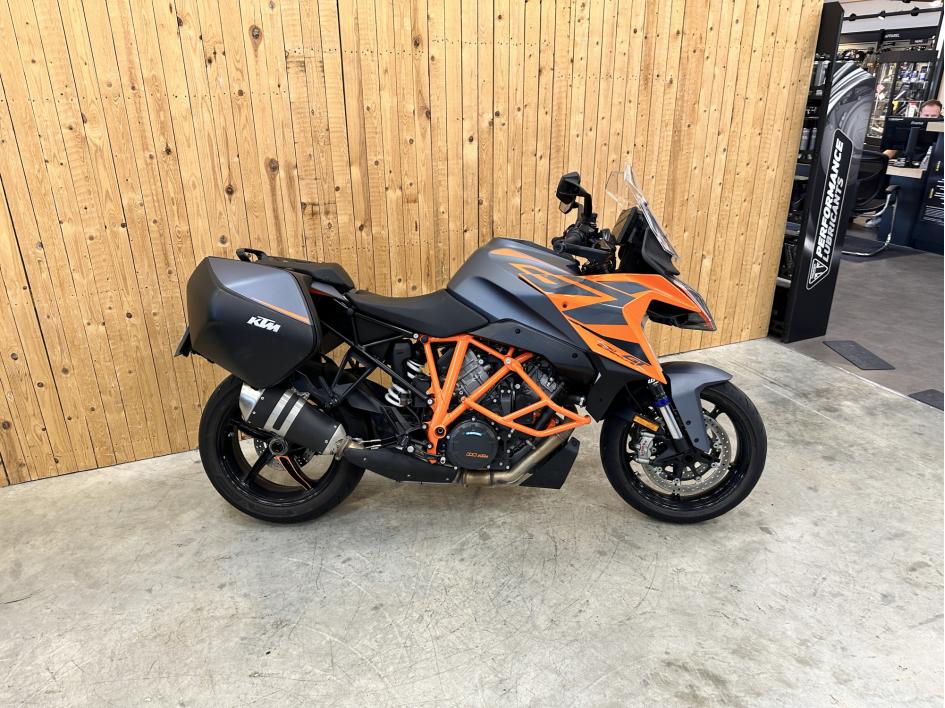KTM 1290 SUPERDUKE GT