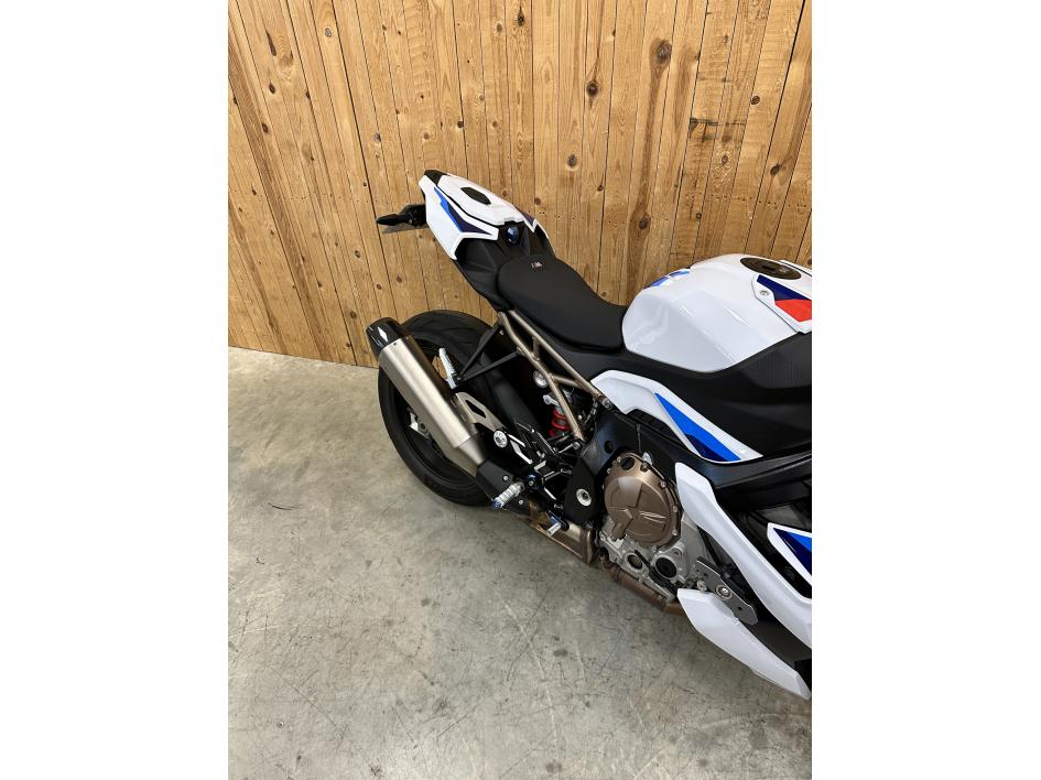 BMW S 1000 R -- PACK M