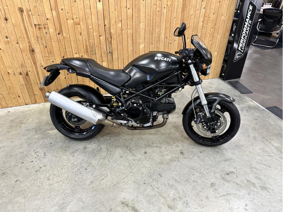 DUCATI MONSTER 695