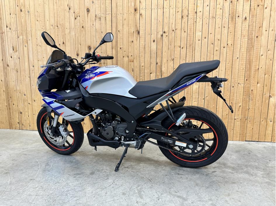 APRILIA TUONO 125 ABS