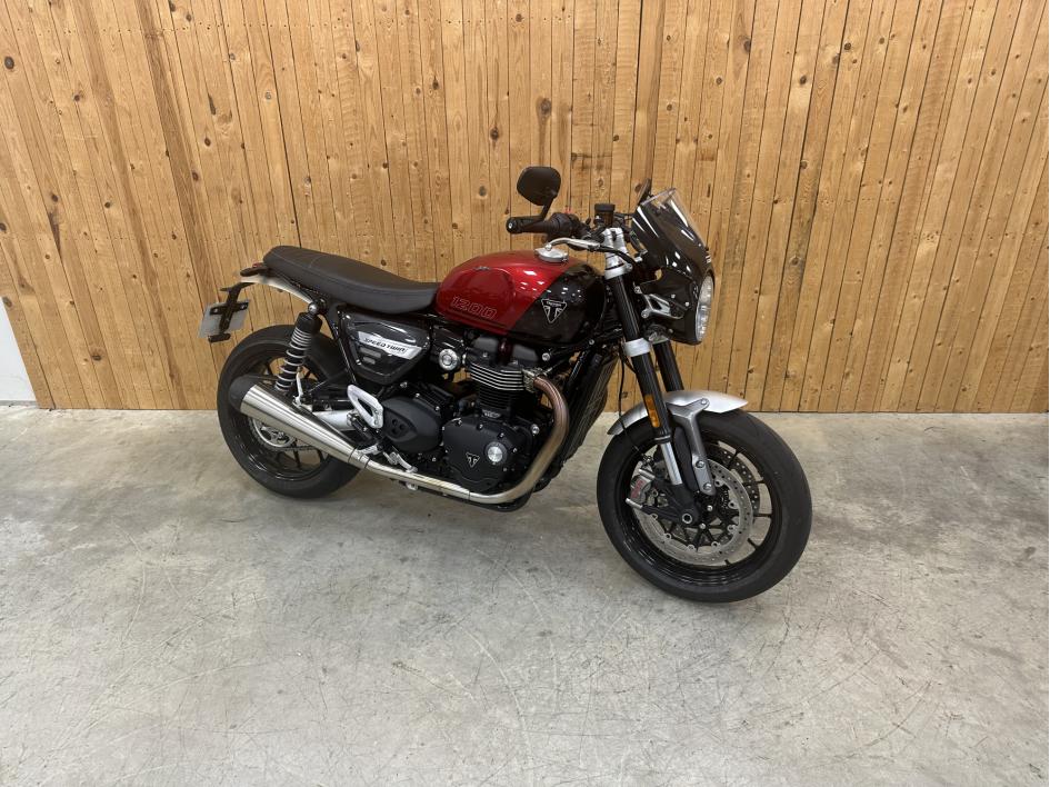 TRIUMPH SPEED TWIN 1200