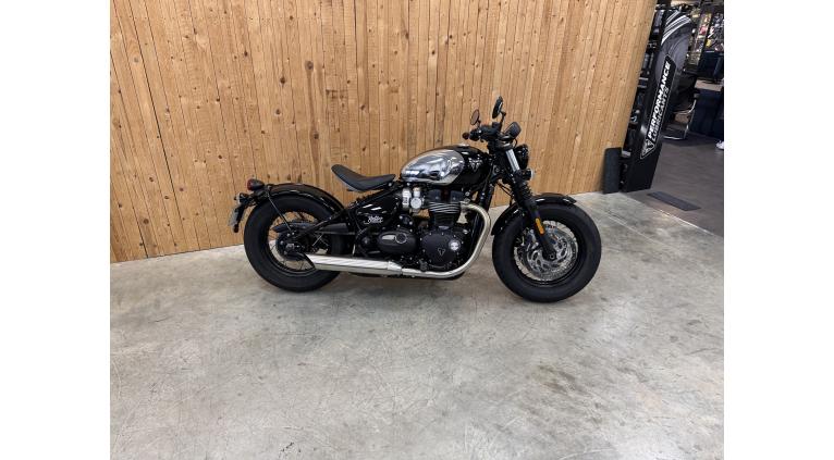 TRIUMPH BOBBER CHROME edition