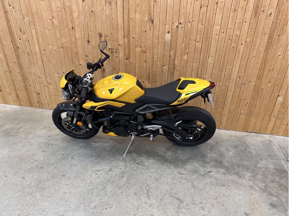 TRIUMPH STREET TRIPLE 765 RS