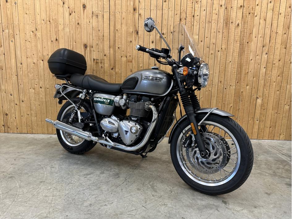 TRIUMPH Bonneville T120 GOLD LINE Edition