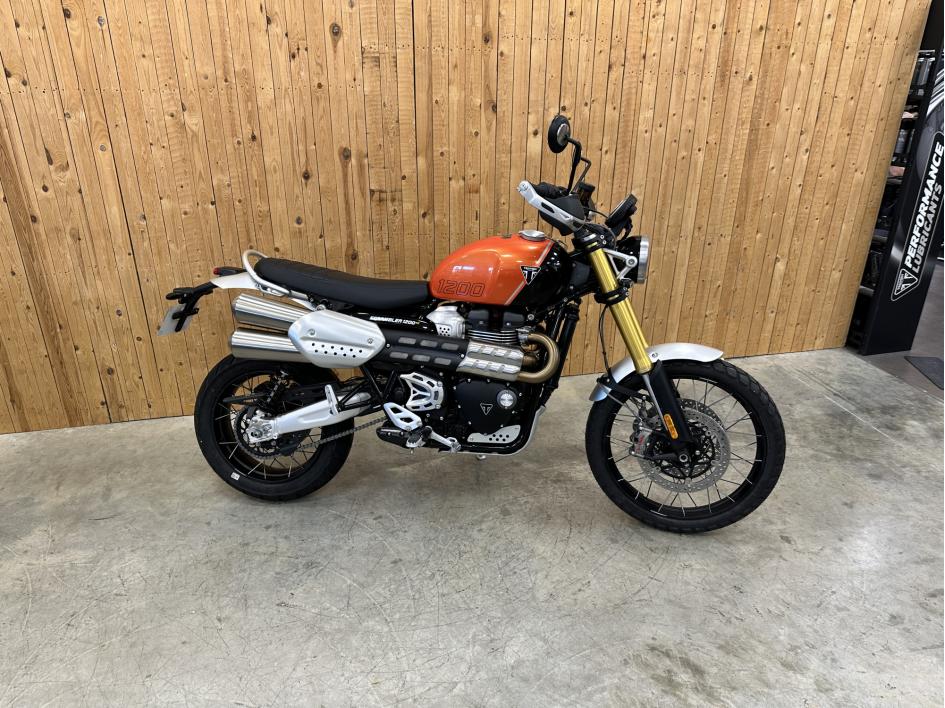 TRIUMPH SCRAMBLER 1200 XE
