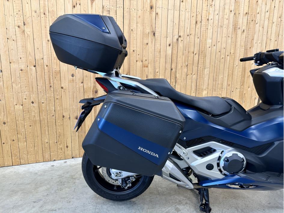 HONDA FORZA 750