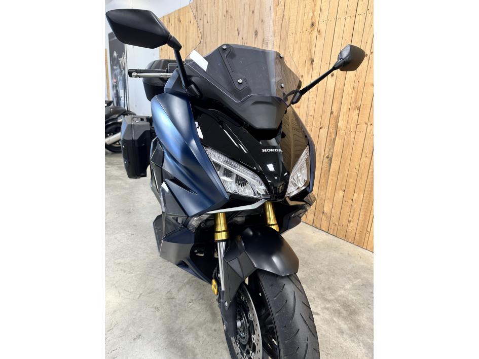 HONDA FORZA 750
