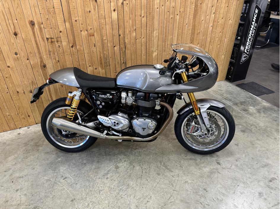 TRIUMPH THRUXTON 1200 R
