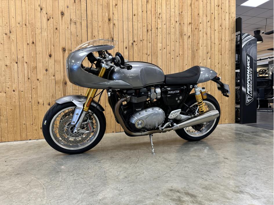 TRIUMPH THRUXTON 1200 R