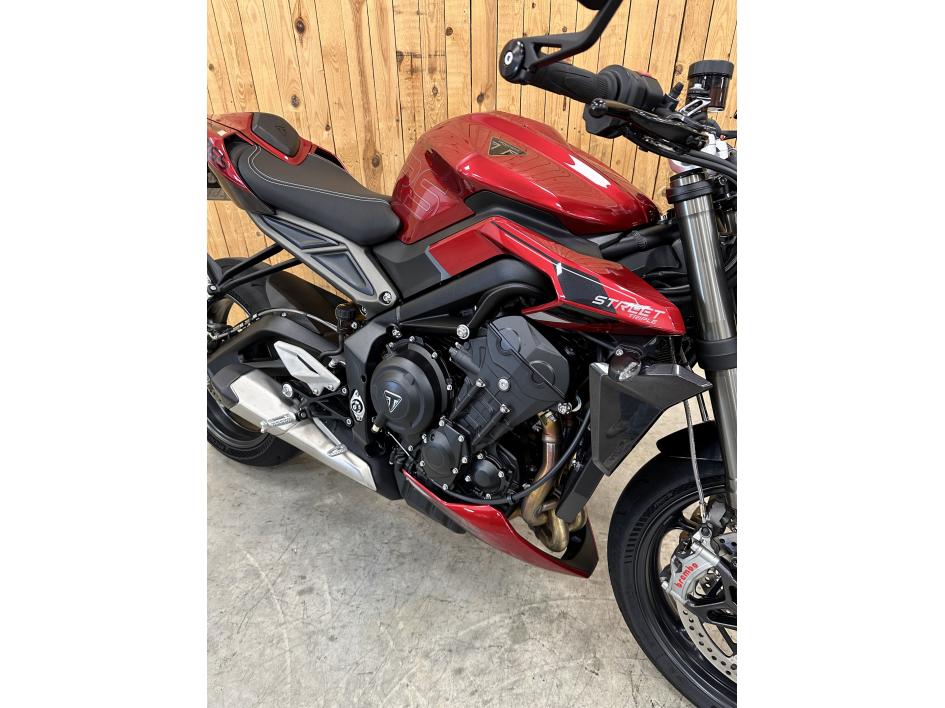 TRIUMPH STREET TRIPLE 765 RS