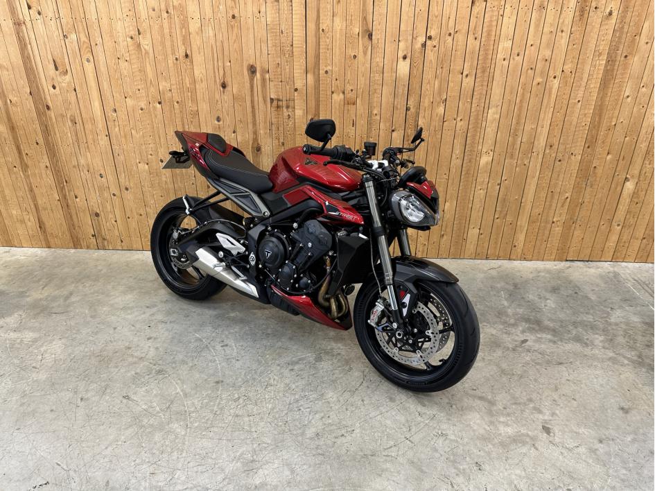 TRIUMPH STREET TRIPLE 765 RS