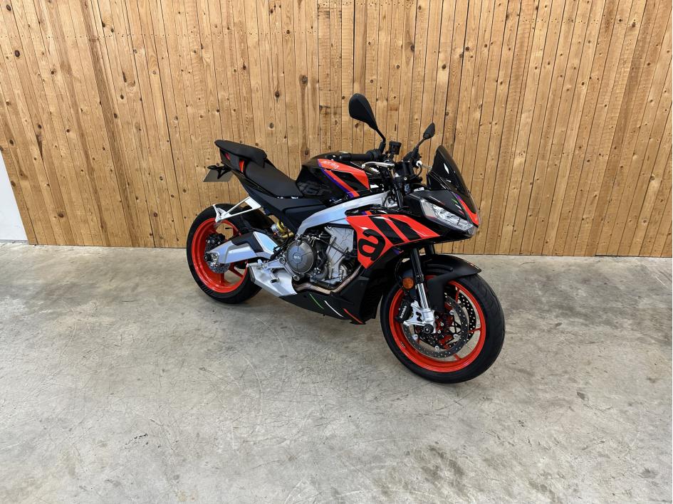 APRILIA TUONO 660 FACTORY