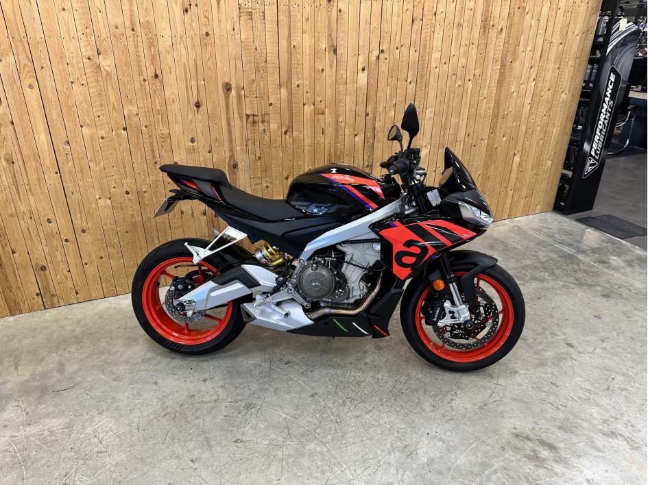 APRILIA TUONO 660 FACTORY
