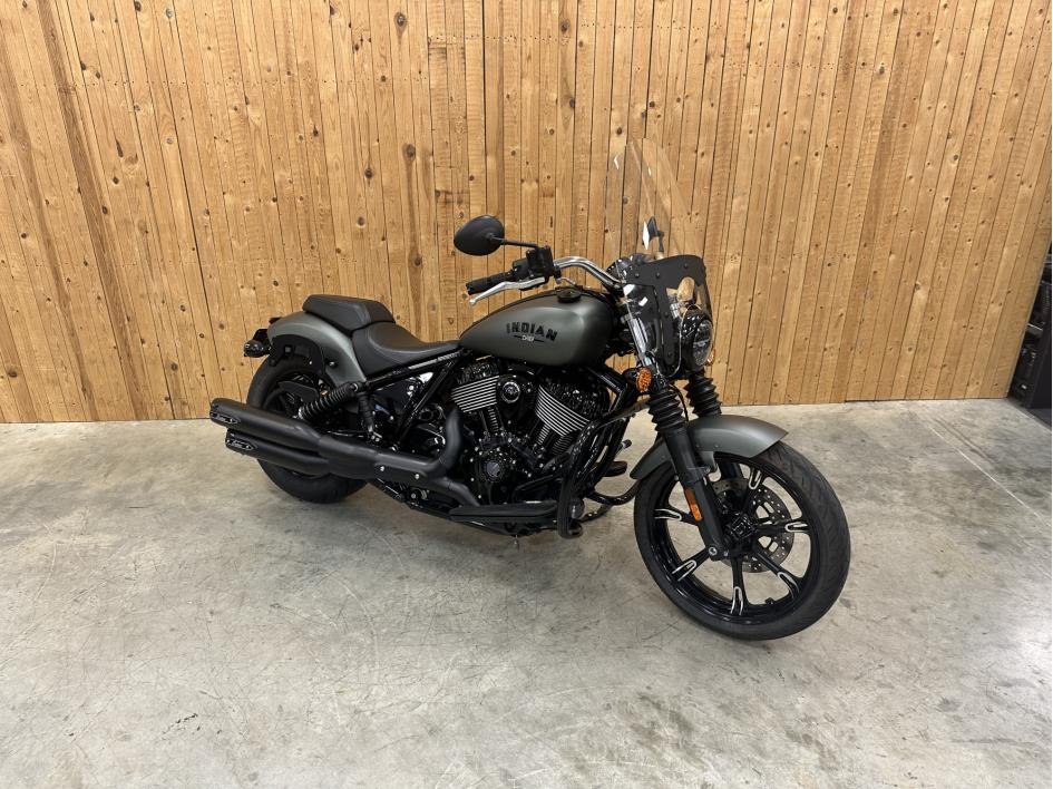 INDIAN CHIEF DARK HORSE