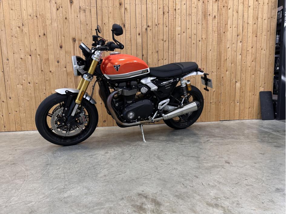TRIUMPH SPEED TWIN 1200 RS