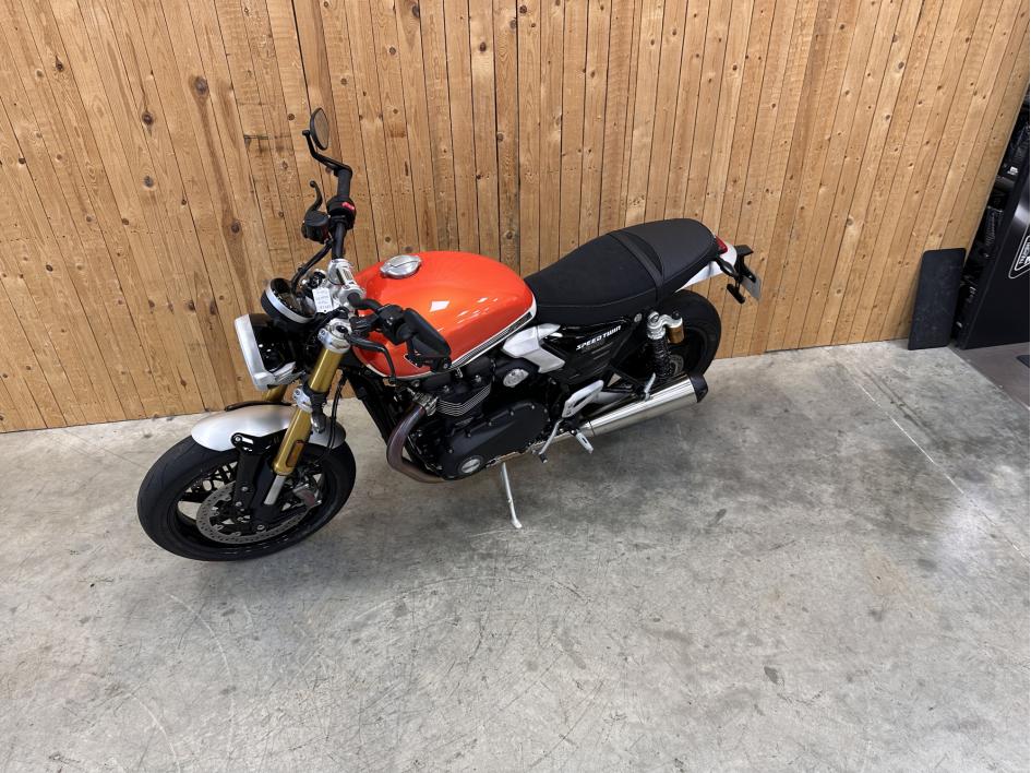 TRIUMPH SPEED TWIN 1200 RS