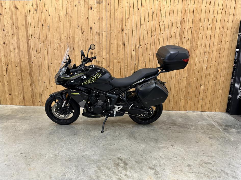 TRIUMPH TIGER SPORT 800 