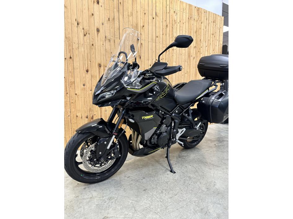 TRIUMPH TIGER SPORT 800 