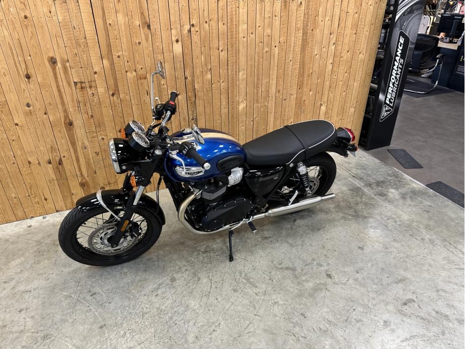 TRIUMPH BONNEVILLE T100 CHROME EDITION