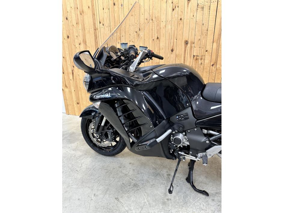 KAWASAKI GTR 1400
