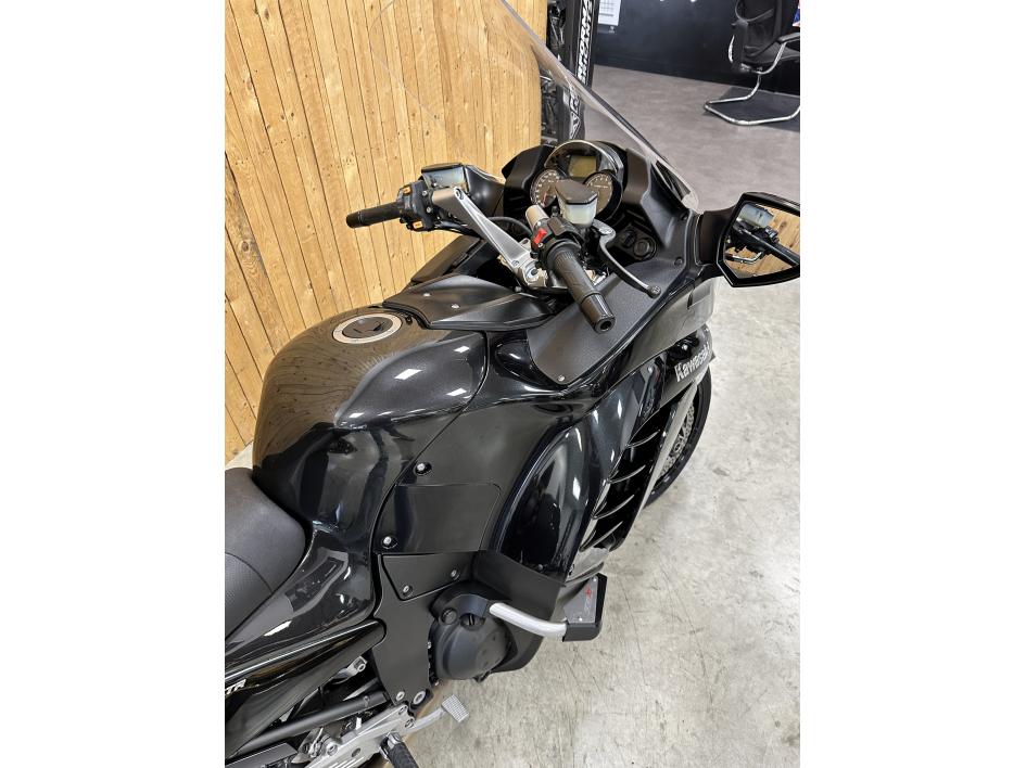 KAWASAKI GTR 1400