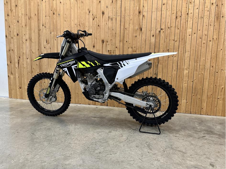 TRIUMPH TF 250-X