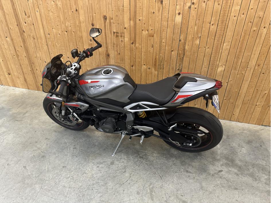TRIUMPH STREET TRIPLE 765 RS