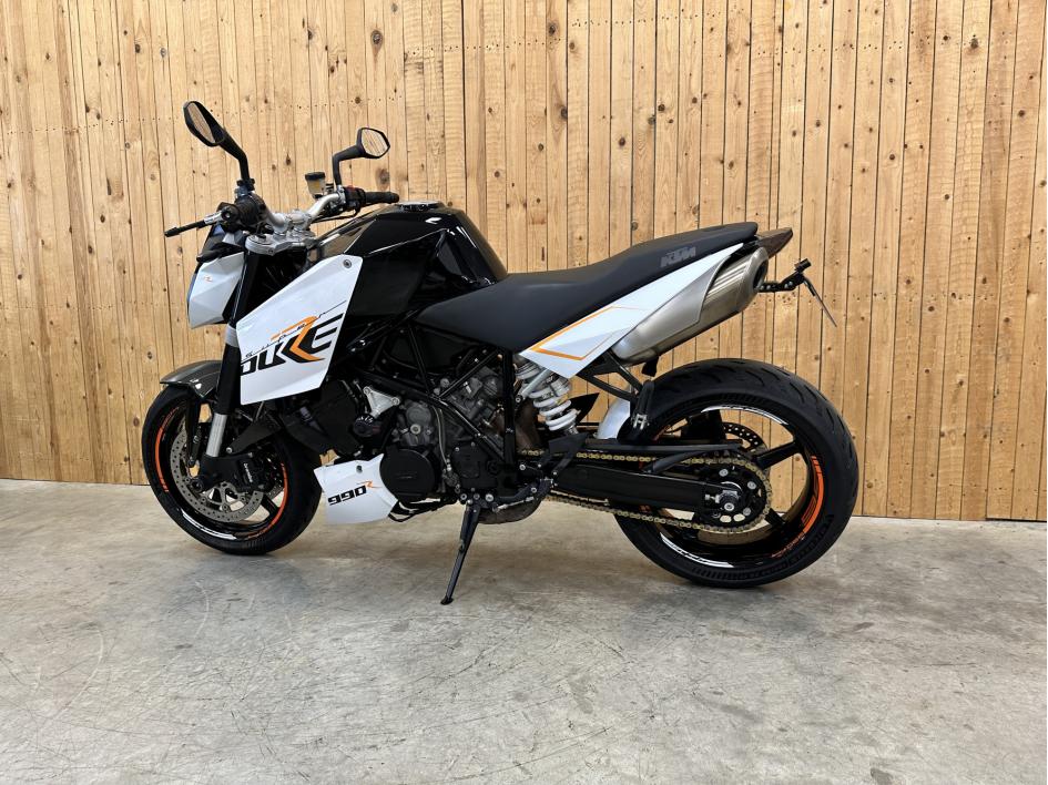 KTM 990 SUPER DUKE