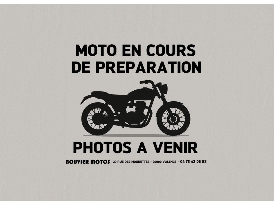 TRIUMPH BONNEVILLE SPEEDMASTER 1200 GOLD LINE Edition