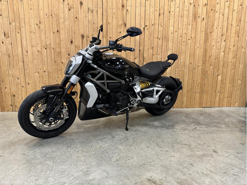 DUCATI X DIAVEL S BLACK