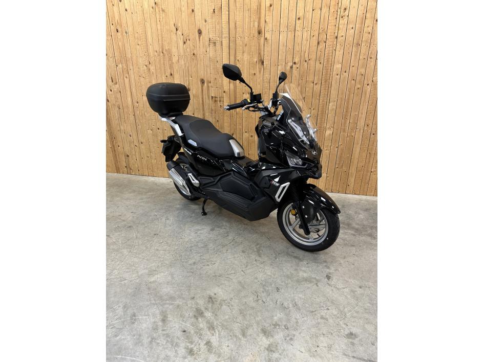 SCOOTER SYM ADX 125